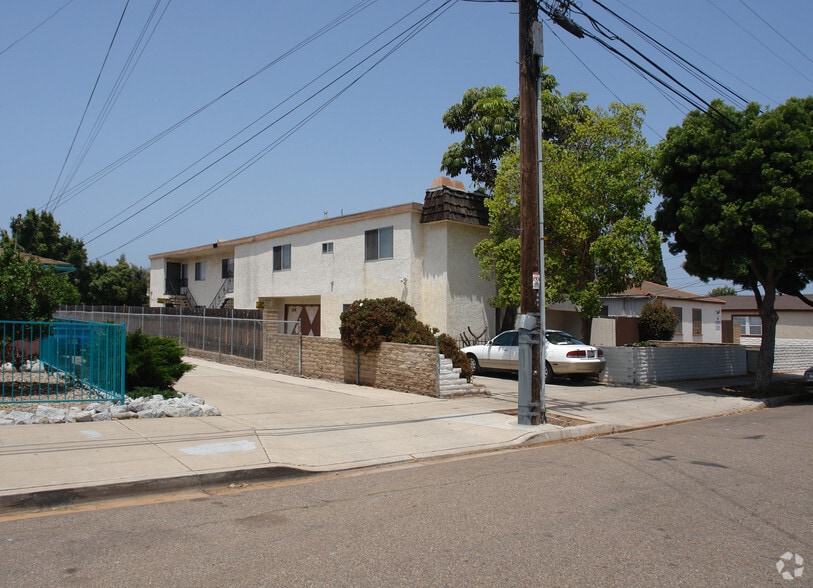 80 Oaklawn Ave, Chula Vista, CA for lease - Primary Photo - Image 1 of 7