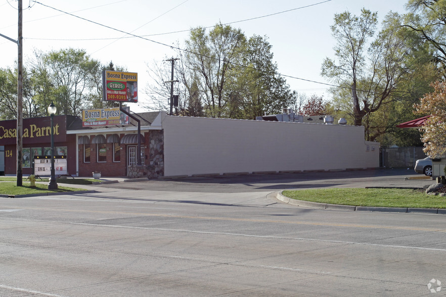 128 28th St SW, Grand Rapids, MI for sale - Building Photo - Image 2 of 3