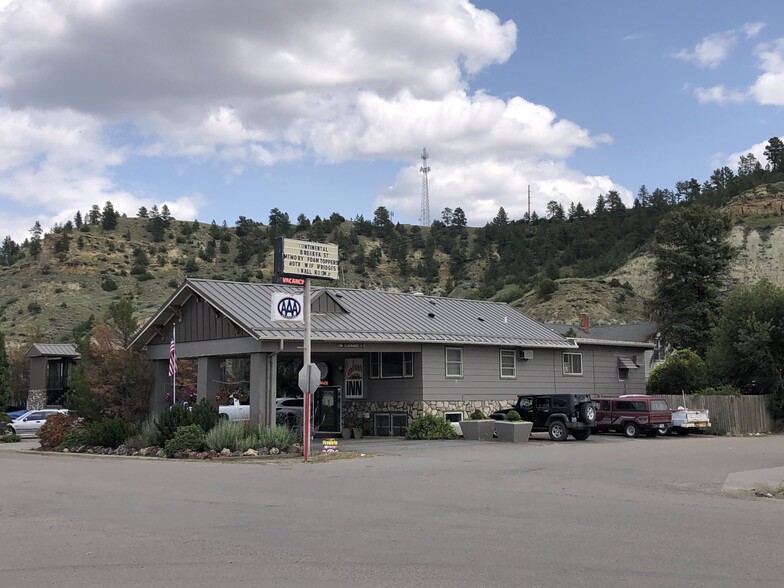 1018 Front St, Forsyth, MT 59327 - The Sundowner Inn | LoopNet