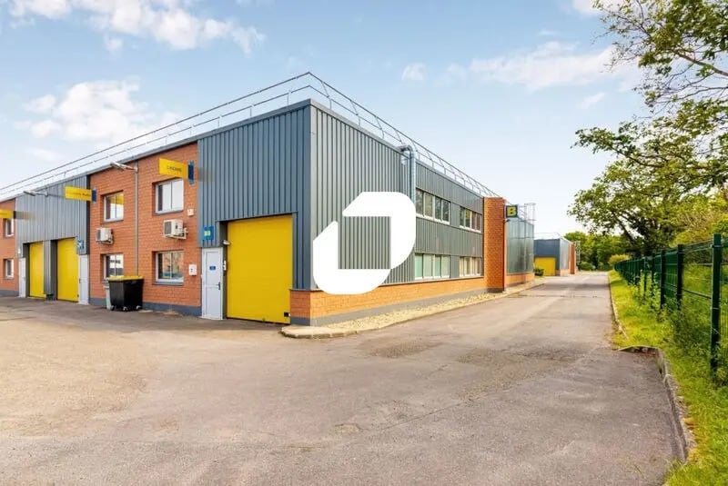 Flex in SAINT-OUEN-L'AUMONE for lease - Building Photo - Image 1 of 4