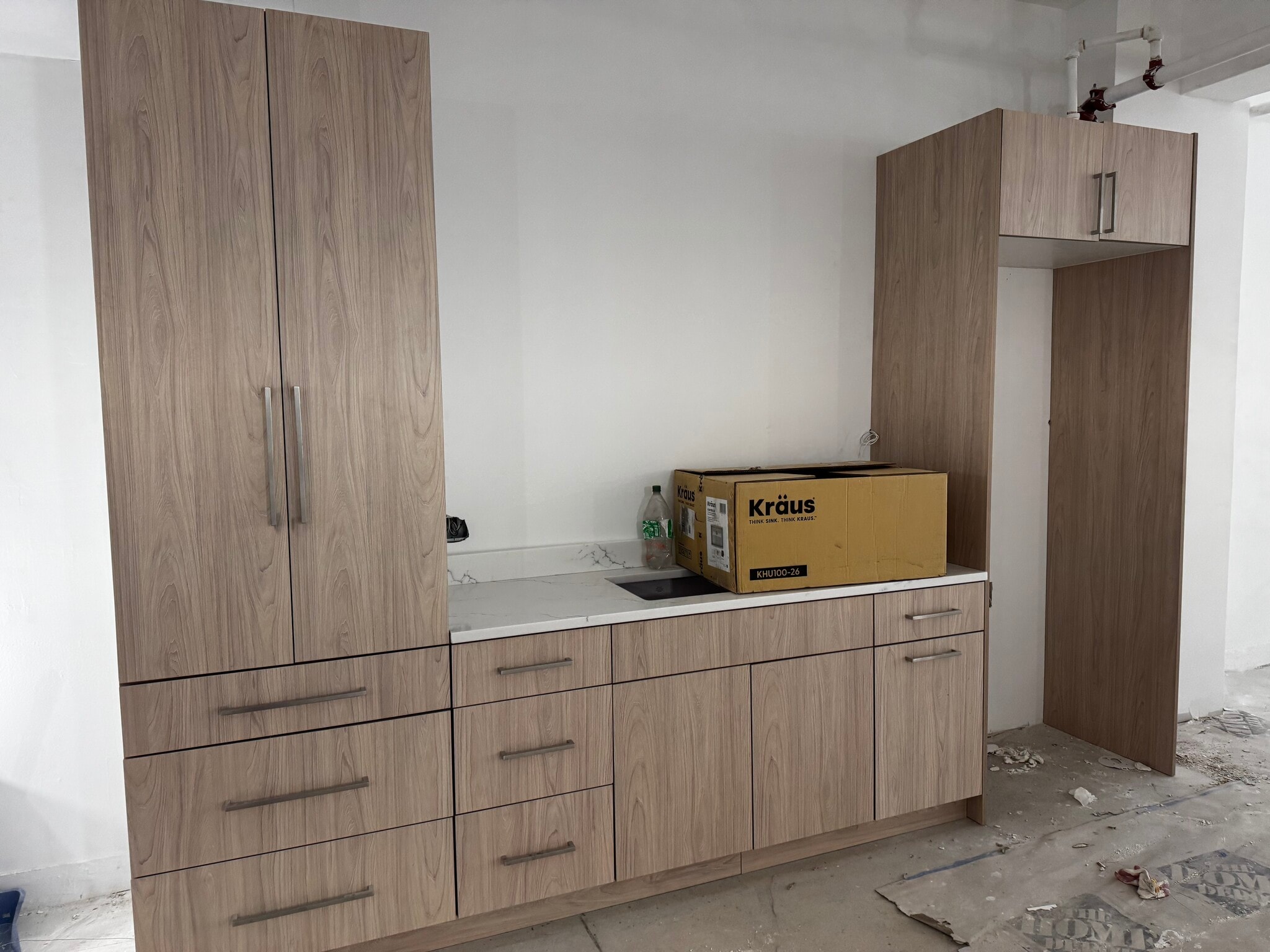 119-121 W 57th St, New York, NY for lease Interior Photo- Image 1 of 2