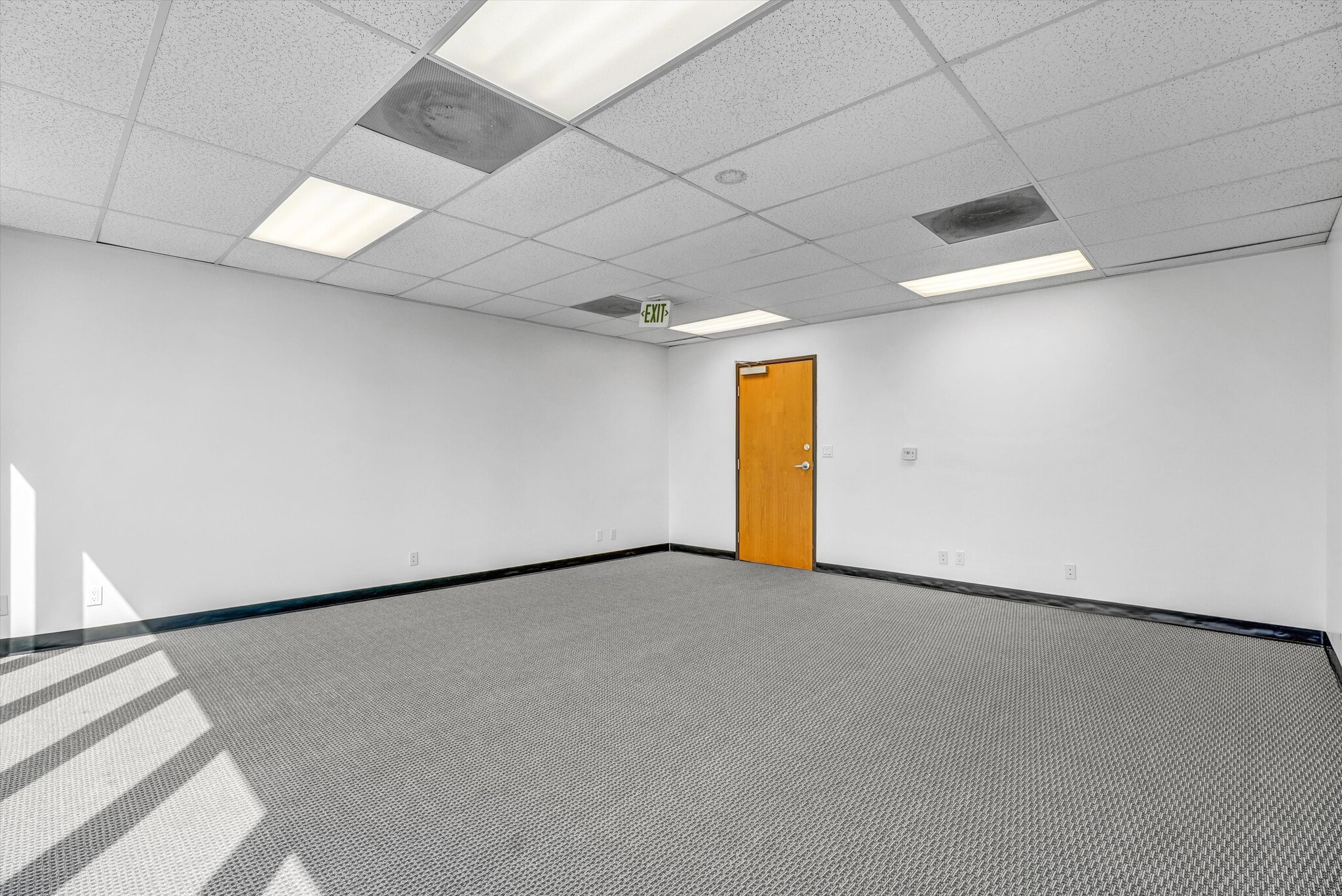 8405 Pershing Dr, Los Angeles, CA for lease Interior Photo- Image 1 of 5
