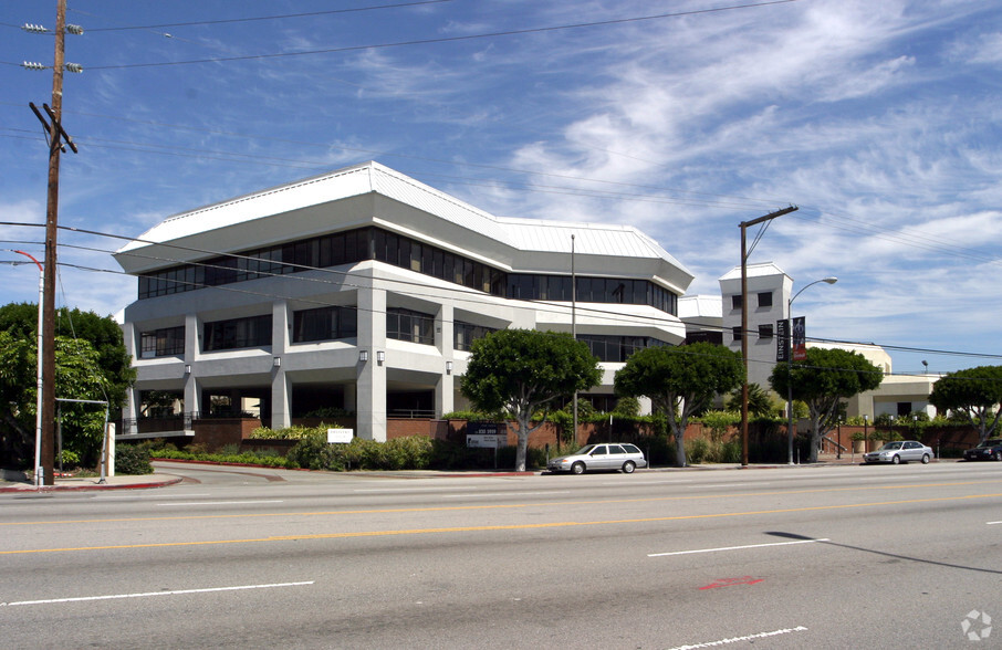12233 W Olympic Blvd, Los Angeles, CA for lease - Building Photo - Image 3 of 11