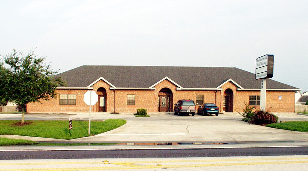 522-526 Simpson Rd, Kissimmee, FL for sale - Primary Photo - Image 1 of 1