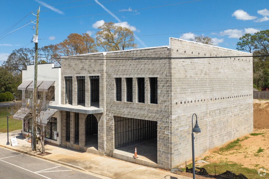 456 N McGregor Ave., Mobile, AL for lease - Building Photo - Image 1 of 4