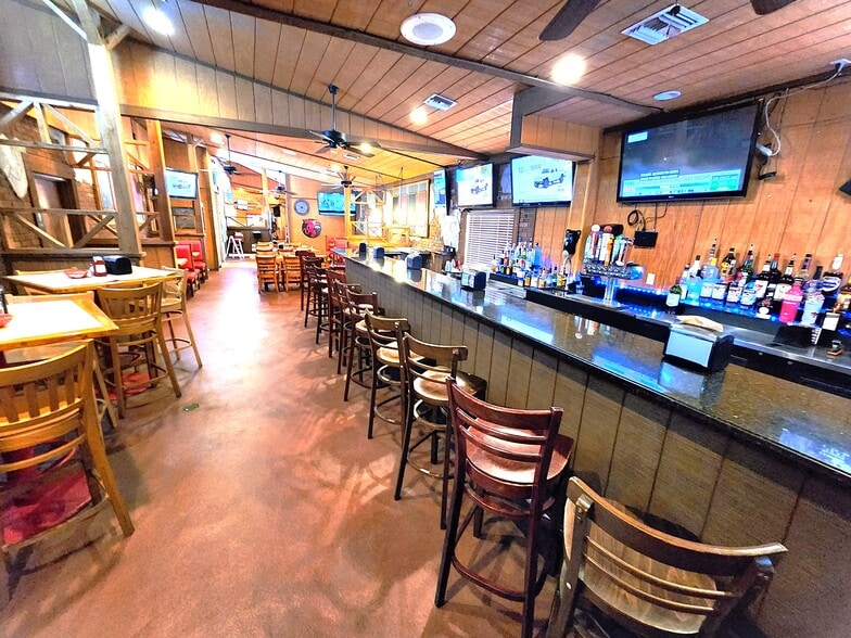 1981 N Wickham Rd, Melbourne, FL for sale - Building Photo - Image 2 of 5