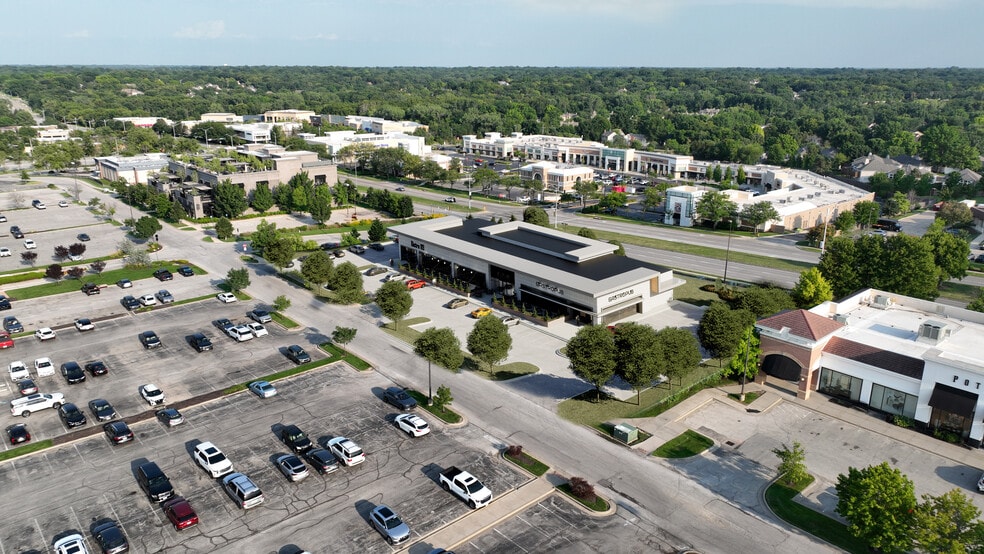 4900 W 119th St, Leawood, KS for lease - Building Photo - Image 2 of 9