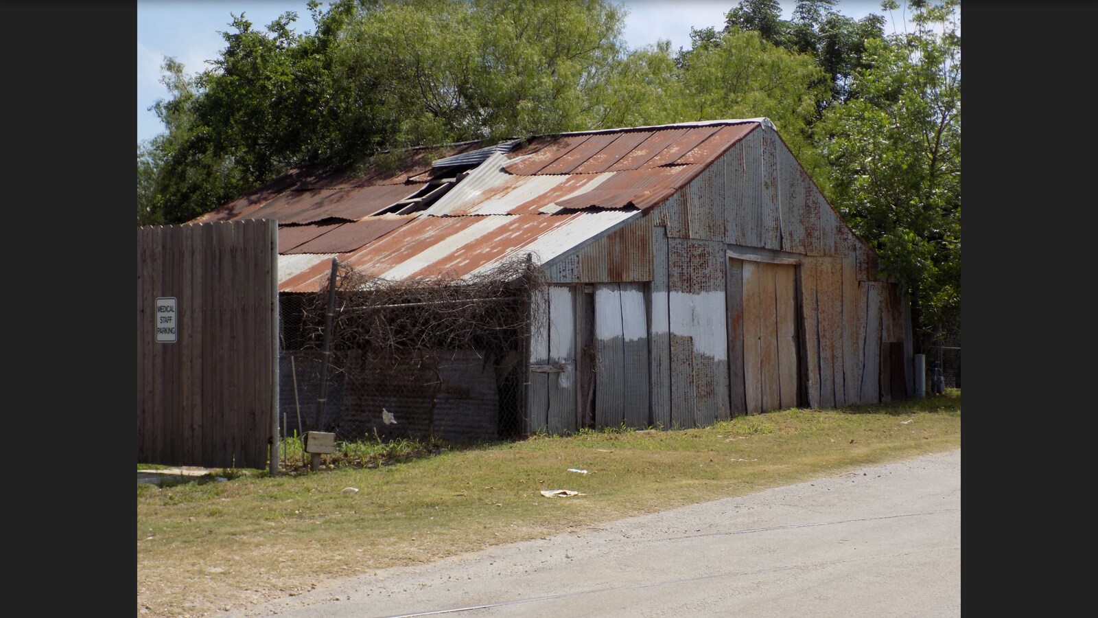 15063 Main St, Lytle, TX 78052