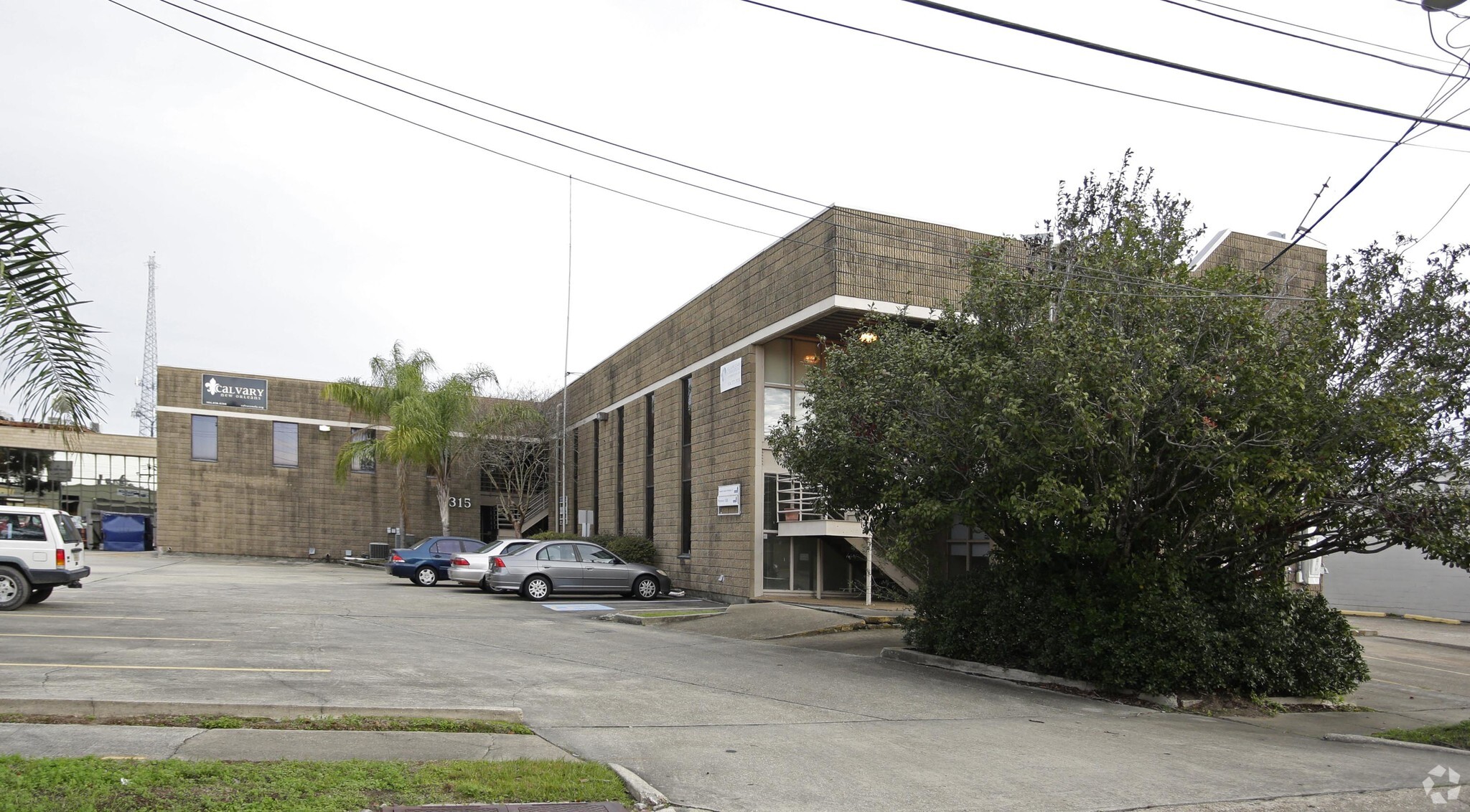 2315 N Woodlawn Ave, Metairie, LA for sale Primary Photo- Image 1 of 13