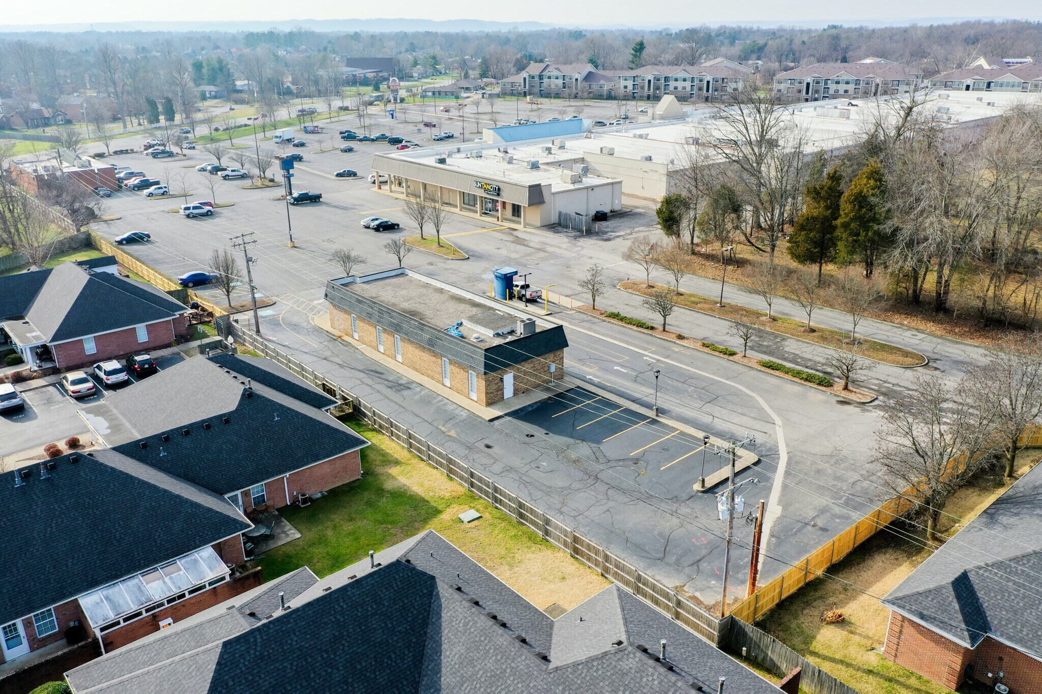 7603 Outer Loop, Louisville, KY 40228 Outer Loop Plaza; National City