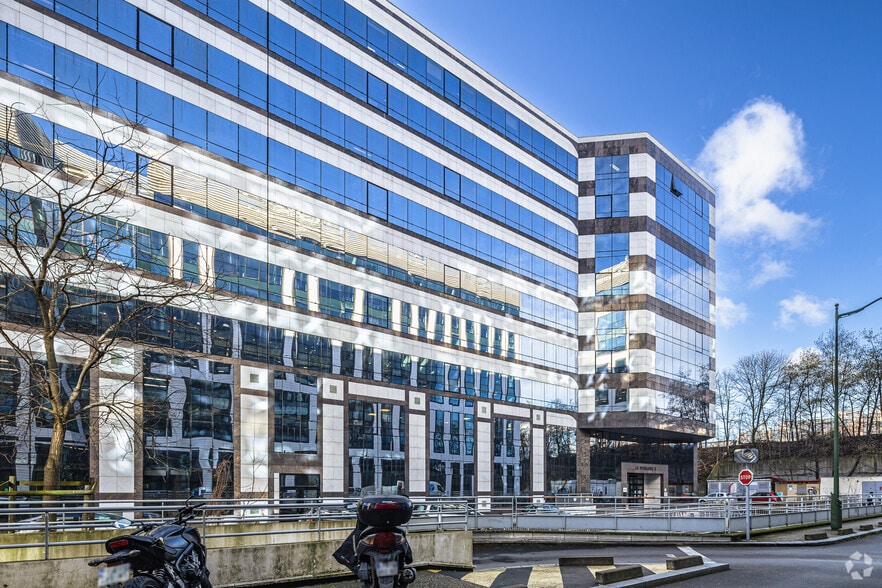 201 Rue Carnot, Fontenay-sous-Bois for lease - Building Photo - Image 3 of 9