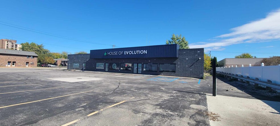 606 3rd St, Bay City, MI for sale - Building Photo - Image 2 of 10