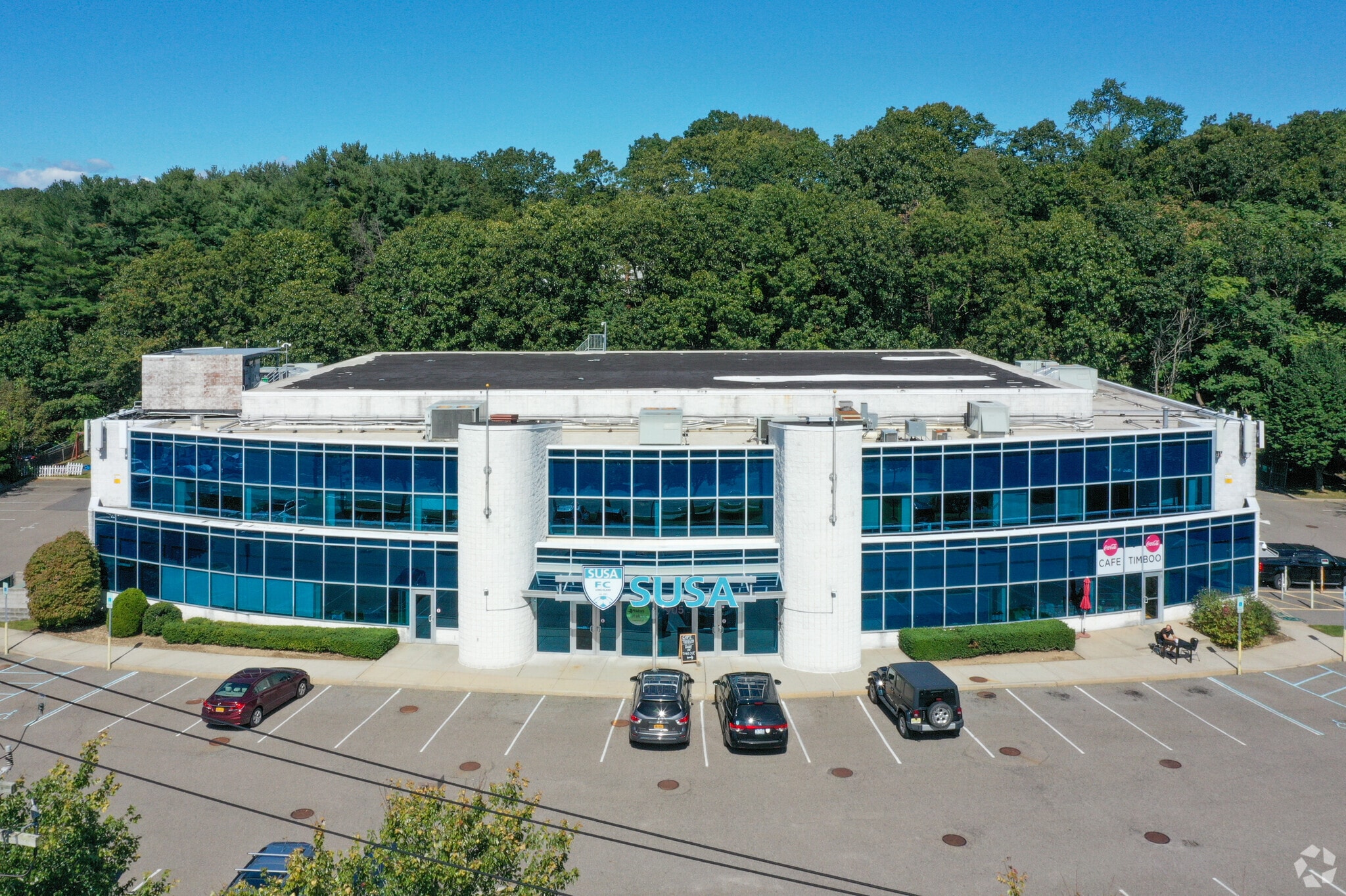 905 W Jericho Tpke, Smithtown, NY 11787 Flex Building