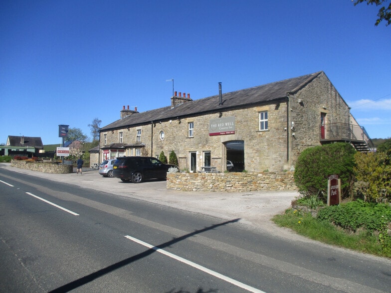 Kirkby Lonsdale Rd, Carnforth for sale - Primary Photo - Image 1 of 4