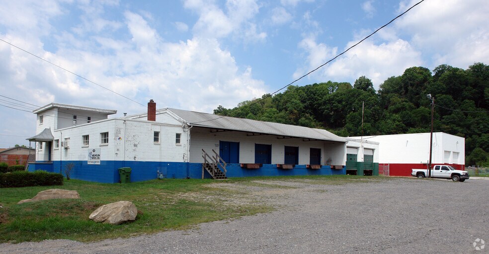 208 Swannanoa River Rd, Asheville, NC 28805