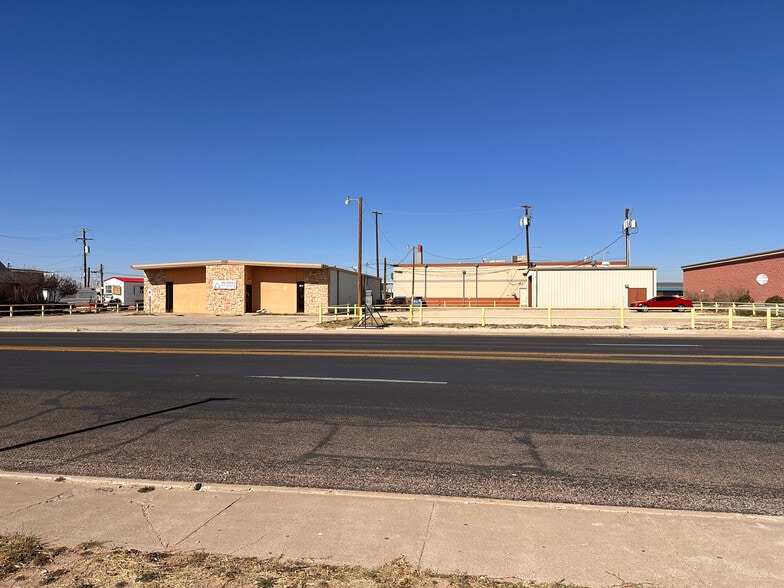 1011 E 7th St, Odessa, TX for lease - Building Photo - Image 1 of 16