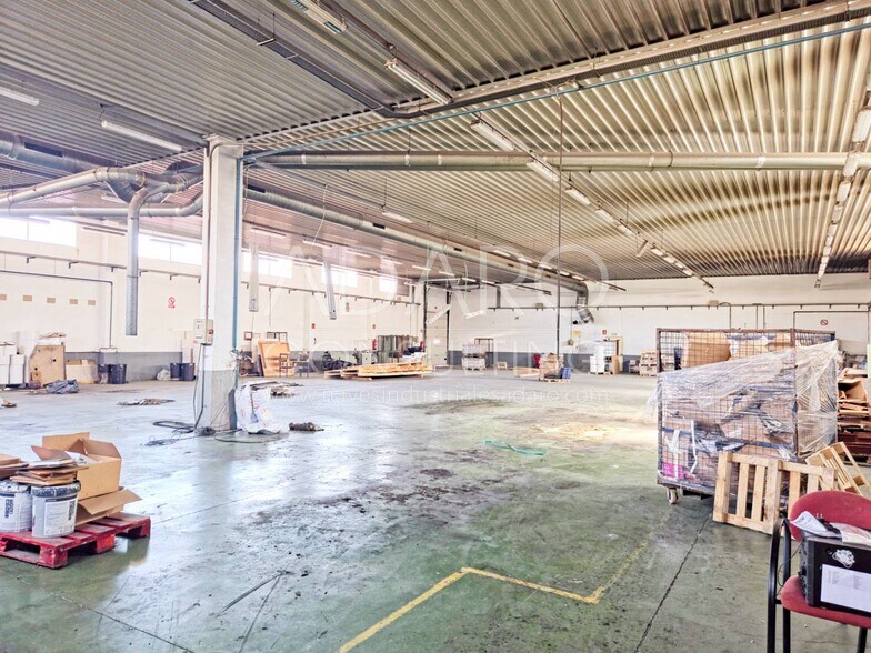 Industrial in Fuenlabrada, Madrid for lease - Building Photo - Image 3 of 4