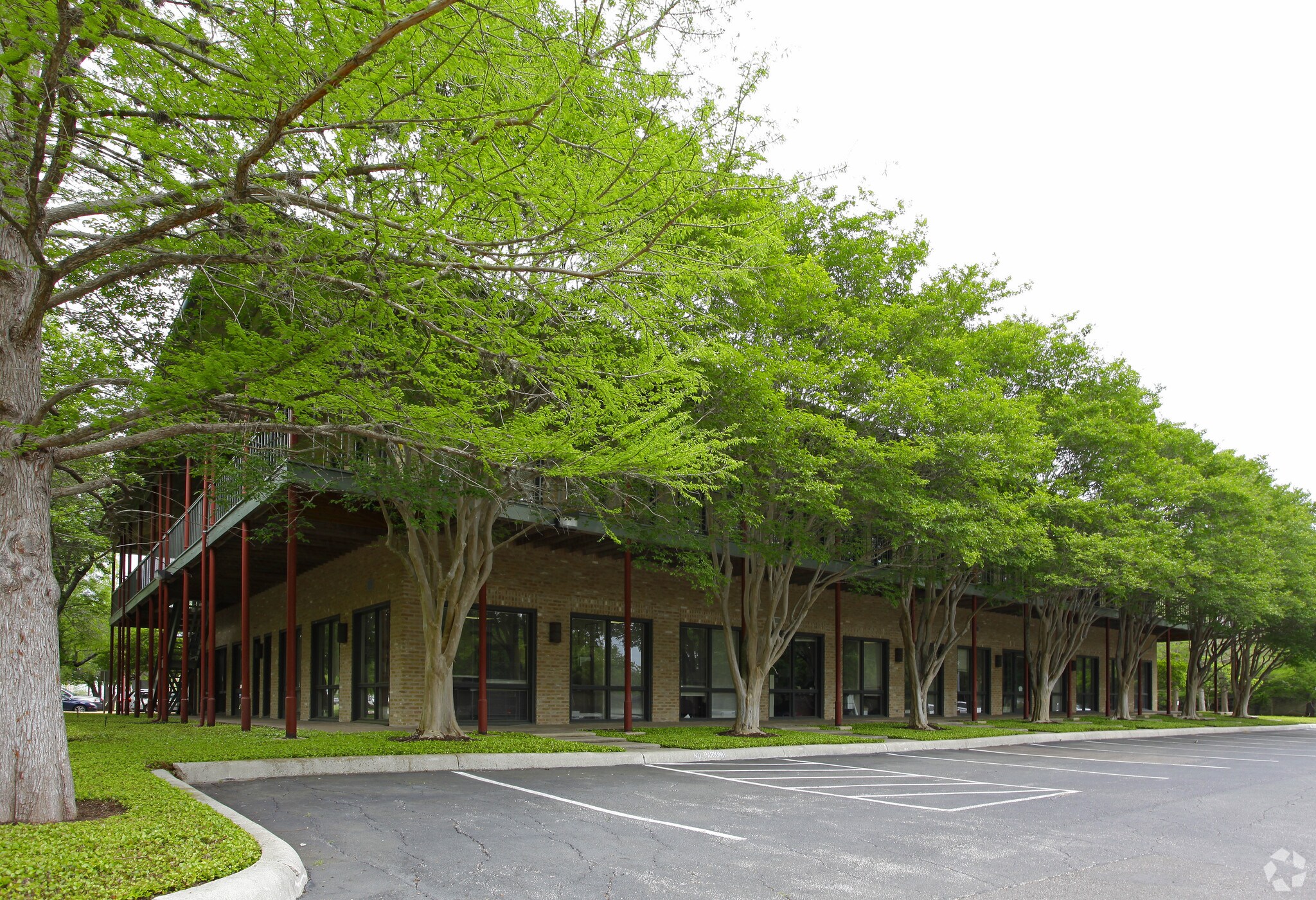 3330 Oakwell Ct, San Antonio, TX for sale Primary Photo- Image 1 of 1