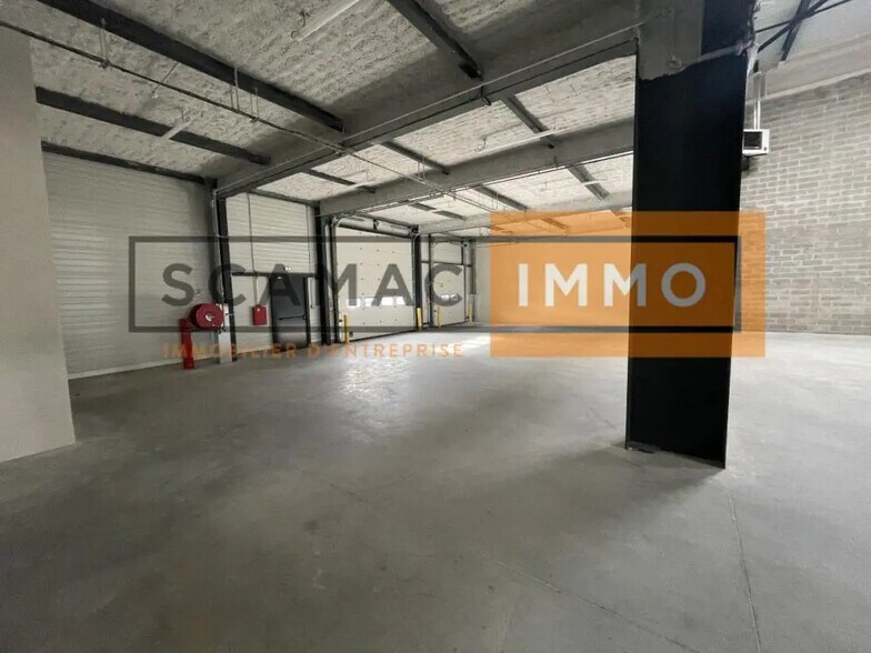 Office in for lease - Interior Photo - Image 2 of 5