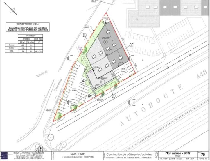 Flex in La Verpillière for lease - Building Photo - Image 2 of 8