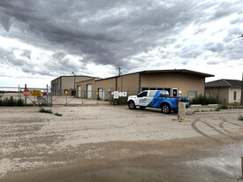 3 Buildings on 3.146 Acres w/ Hwy 83 Frontage - Warehouse