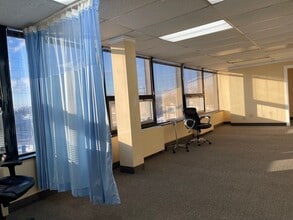 5311 Northfield Rd, Bedford, OH for lease Interior Photo- Image 1 of 7