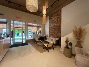 227 Main St, Fort Mill, SC for lease Lobby- Image 1 of 8