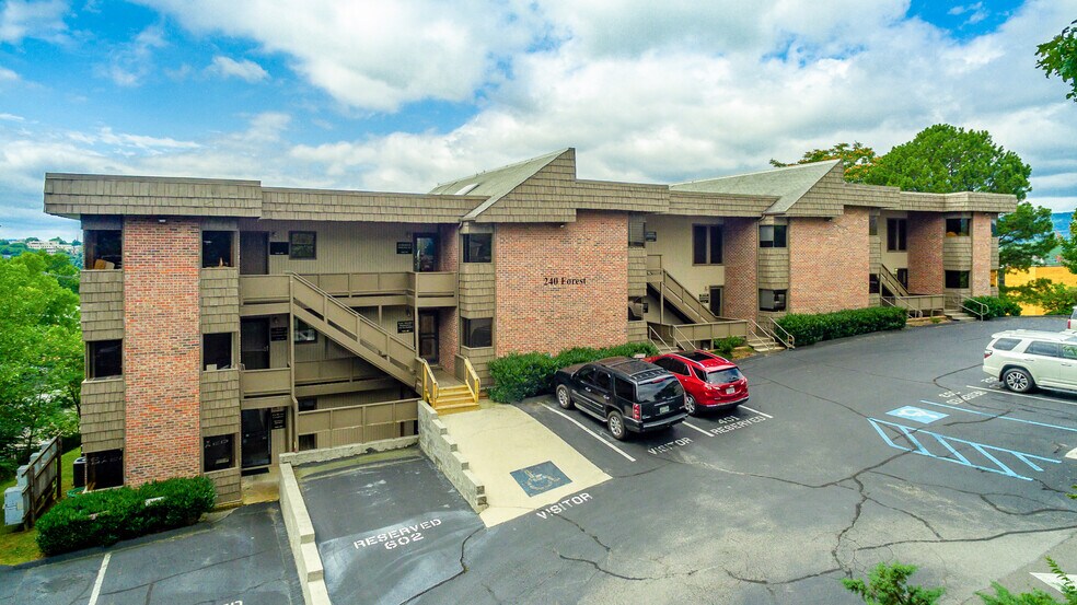 240 Forest Ave, Chattanooga, TN 37405