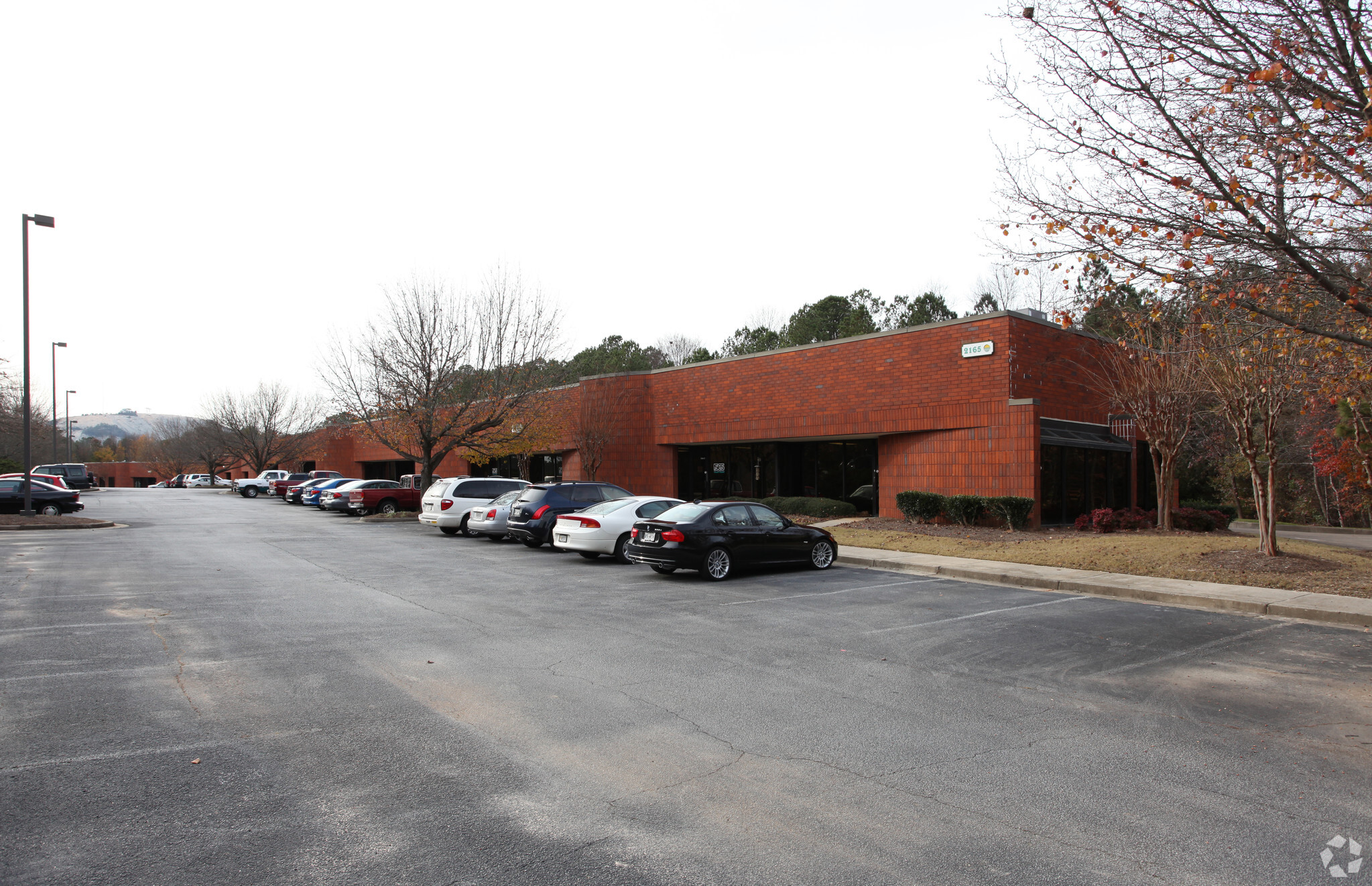 2165 W Park Ct, Stone Mountain, GA for lease Primary Photo- Image 1 of 5