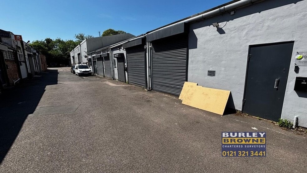 Unit 3, 17 Reddicap, Sutton Coldfield for sale - Building Photo - Image 2 of 11