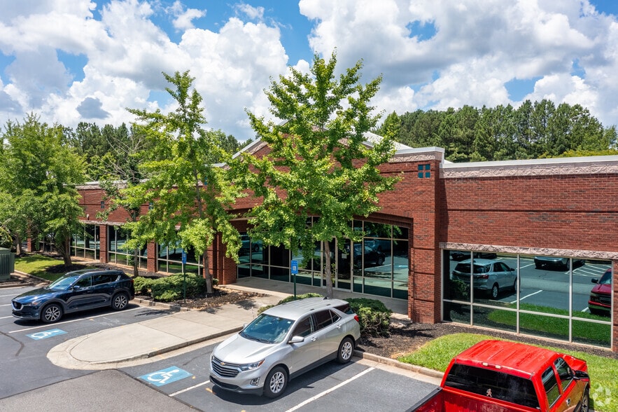 230 Scientific Dr, Peachtree Corners, GA for lease - Building Photo - Image 1 of 5