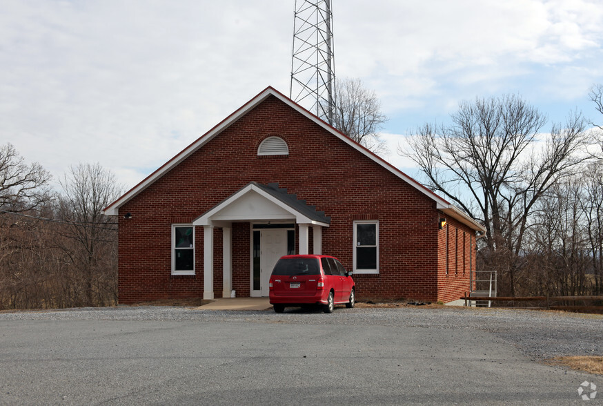 8837 Charles Town Rd, Charles Town, WV for sale - Primary Photo - Image 1 of 1