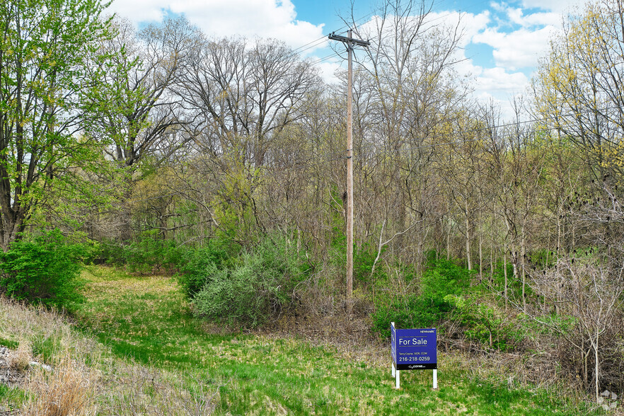 10580 & 10650 Airport Hwy, Swanton, OH for sale - Building Photo - Image 1 of 7