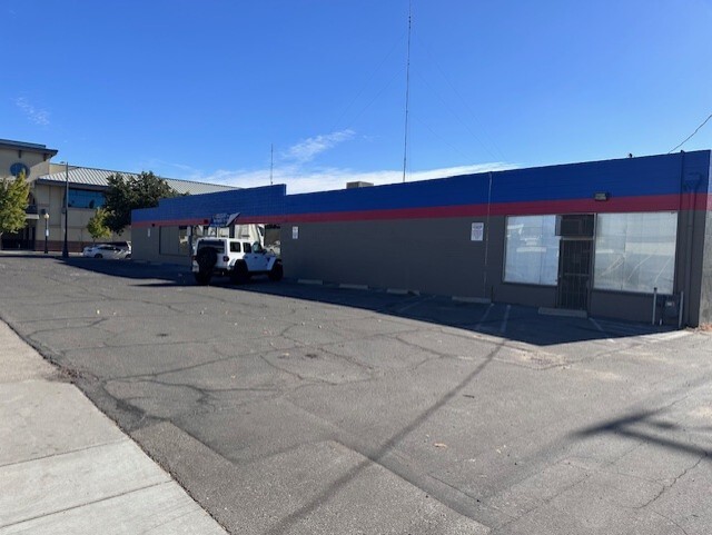 924 G St, Modesto, CA for lease - Building Photo - Image 1 of 3