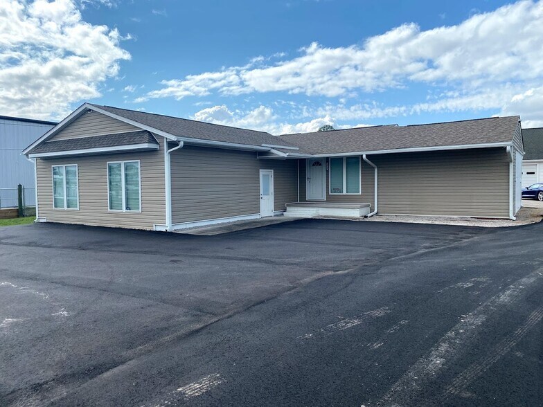 Cedar Point Blvd, Swansboro, NC 28584