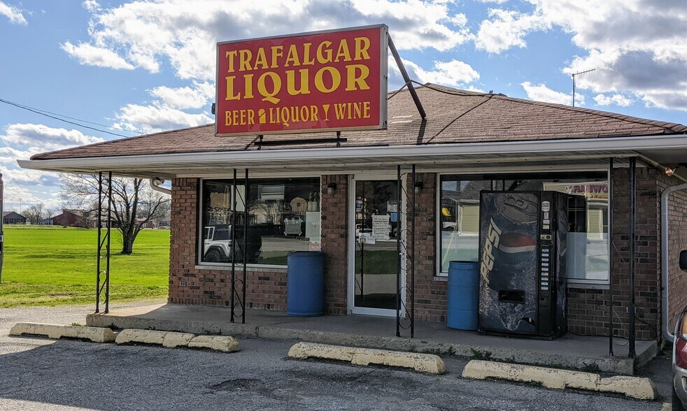 120 State Road 135, Trafalgar, IN for sale - Building Photo - Image 1 of 1