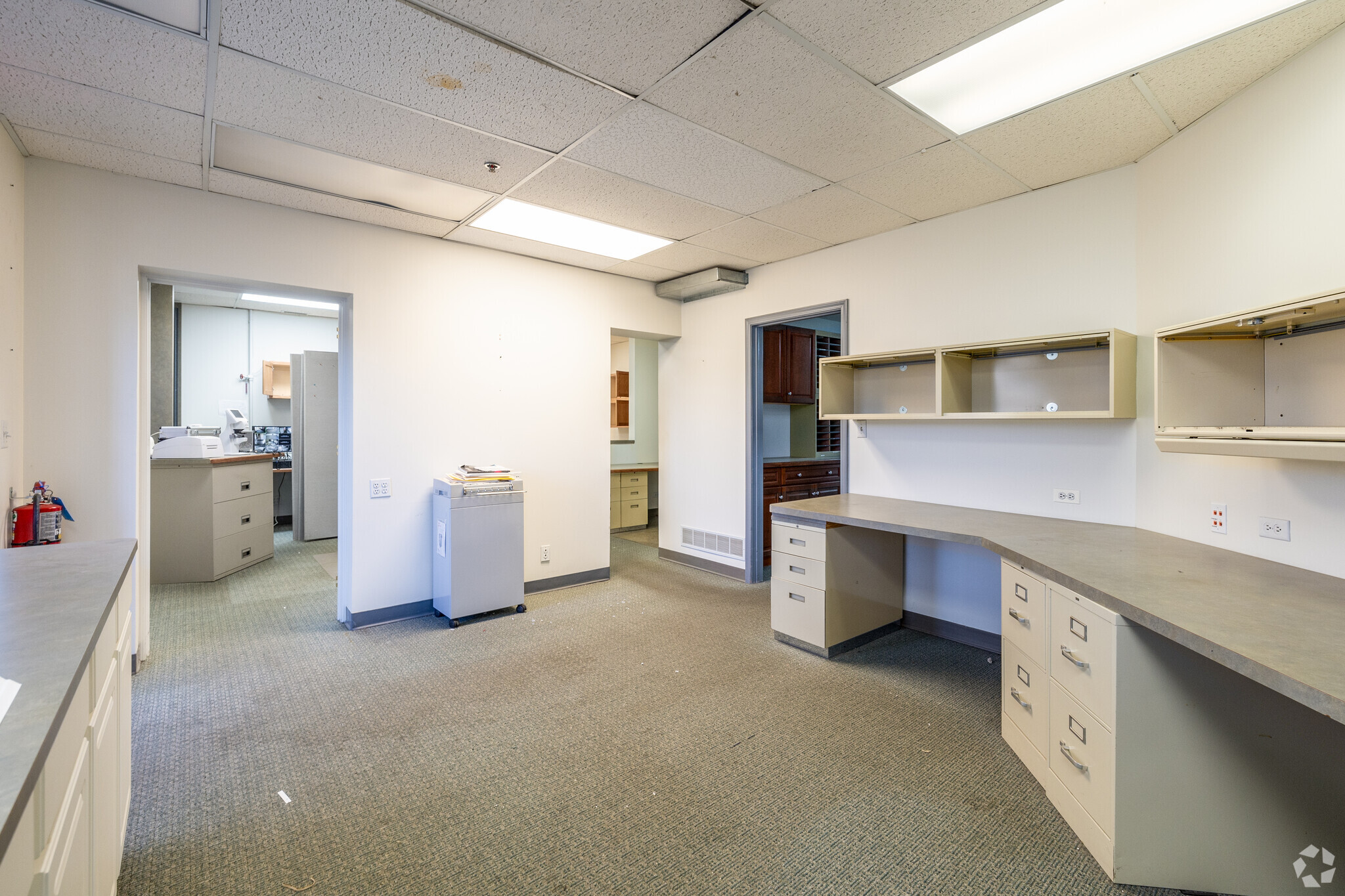 1519 E Main St, St Charles, IL for lease Interior Photo- Image 1 of 4