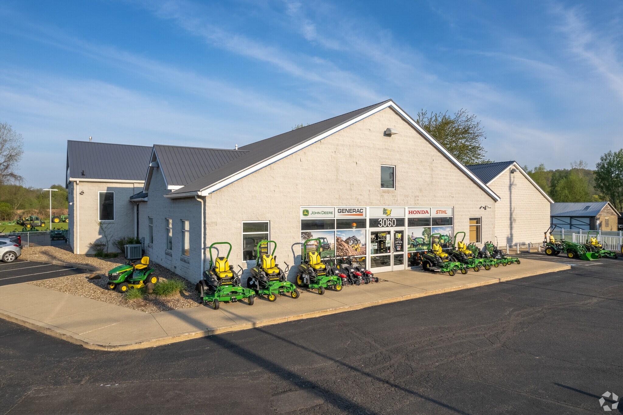 3060 Barber Rd, Barberton, OH for sale Primary Photo- Image 1 of 1