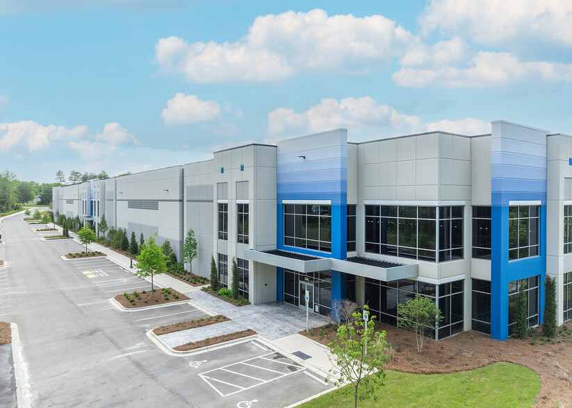 11910 Mt Holly Huntersville Rd, Huntersville, NC for lease - Building Photo - Image 1 of 8