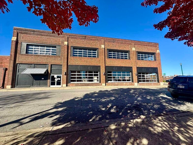 71 Wilson Ave, Johnson City, TN for lease - Building Photo - Image 3 of 4