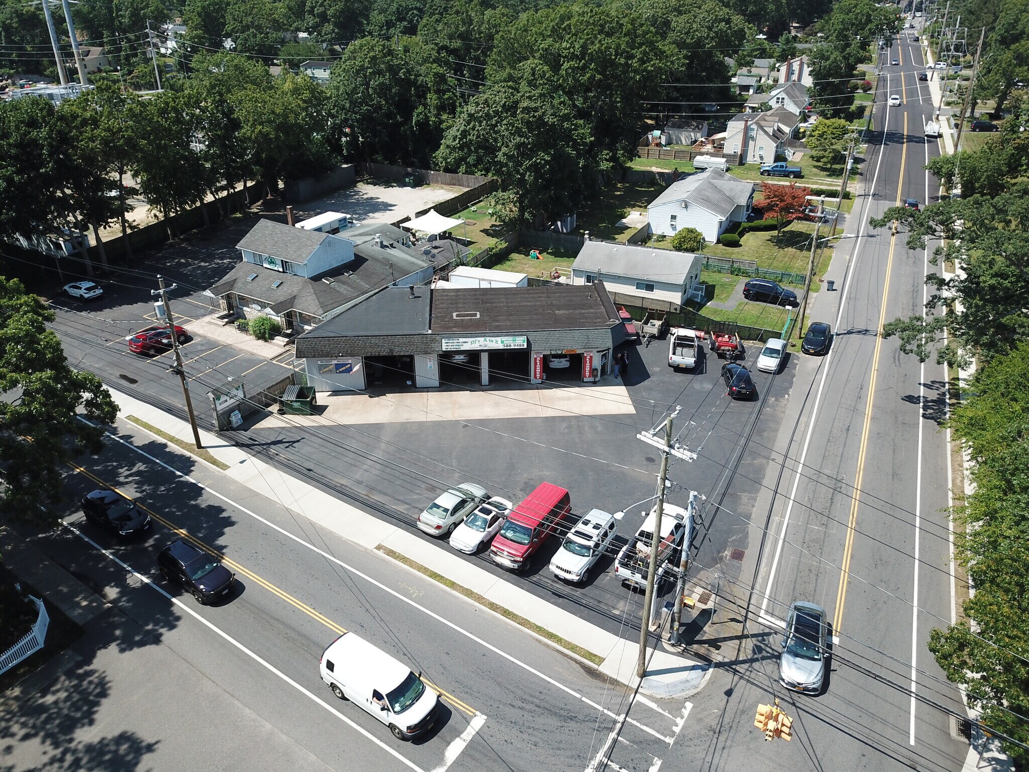230 Hawkins Ave, Ronkonkoma, NY for sale Building Photo- Image 1 of 1