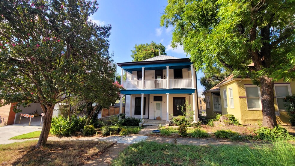 709 W 14th St, Austin, TX for lease - Building Photo - Image 1 of 27