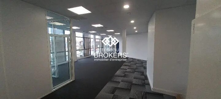 Office in Colomiers for lease - Interior Photo - Image 1 of 17