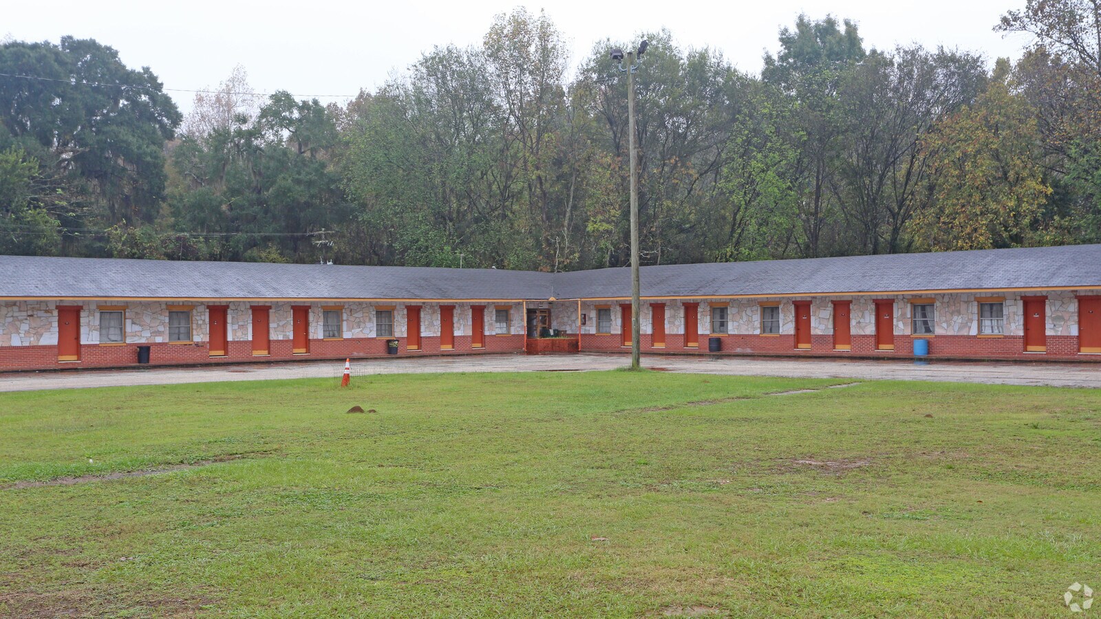 1200 W Highland Ave, Selma, AL 36701