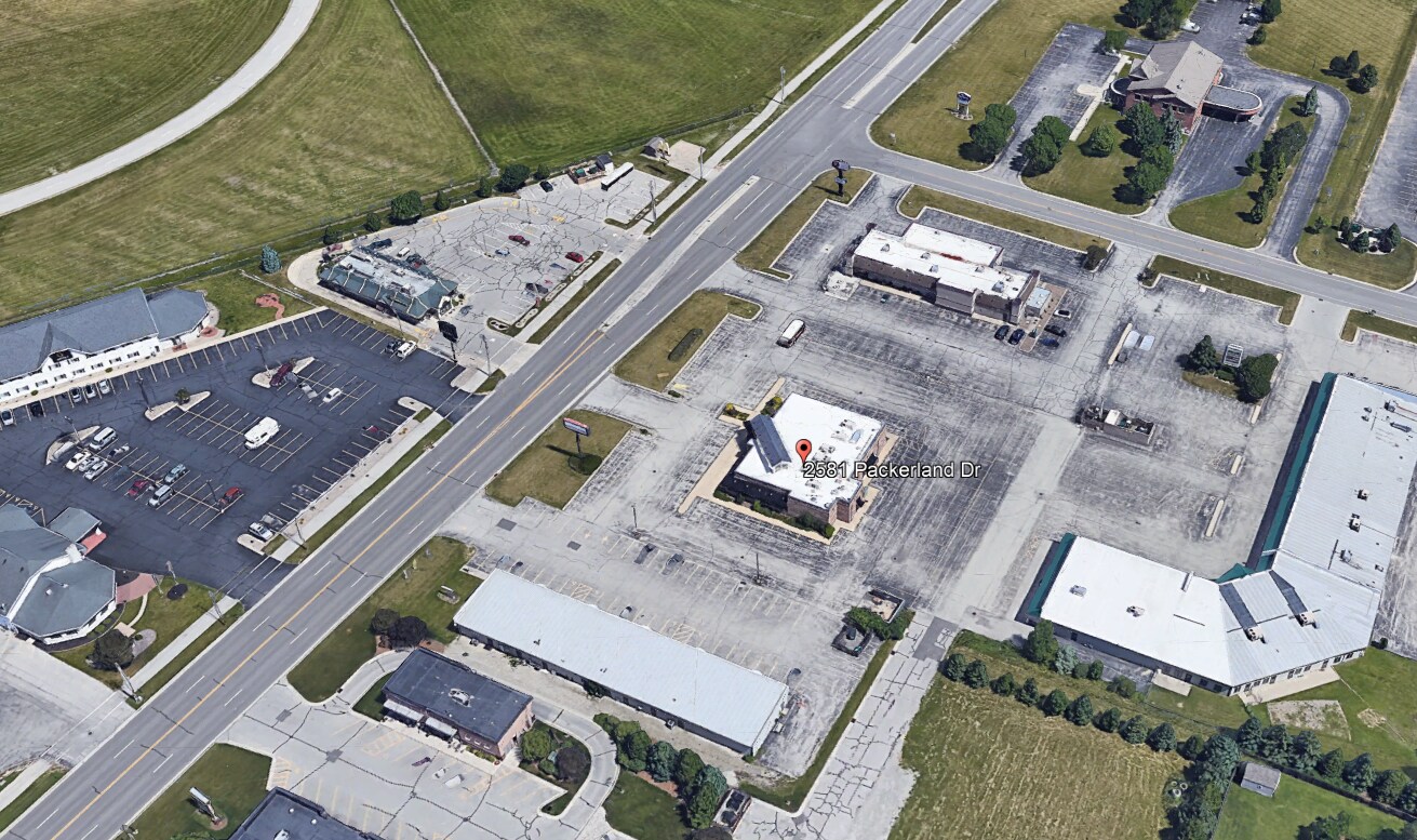 2581 Packerland Dr, Green Bay 54313 Famous Dave's