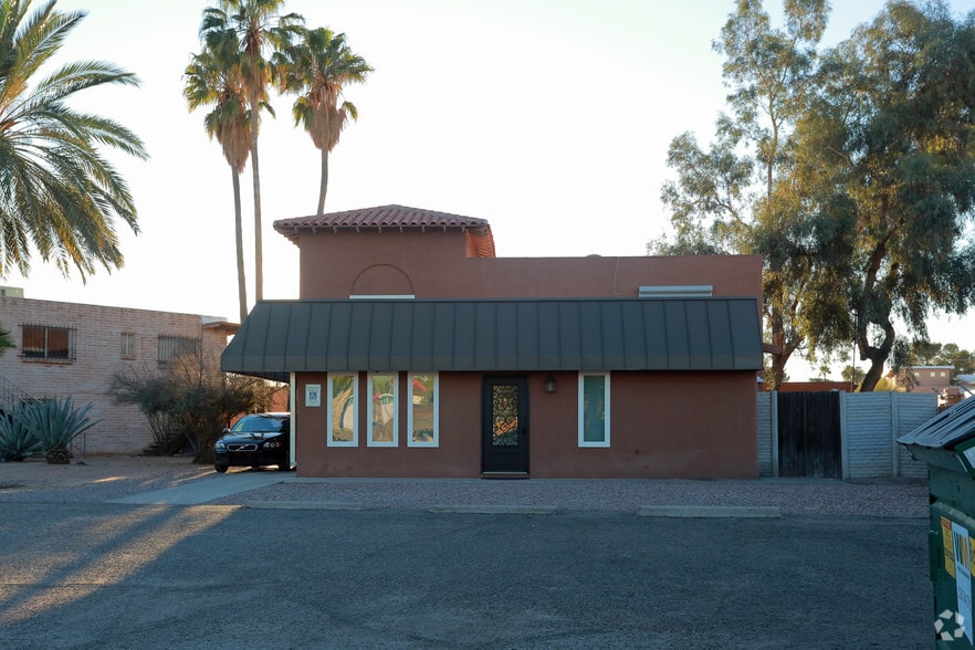 6580 E Tanque Verde Rd, Tucson, AZ for sale - Primary Photo - Image 2 of 3
