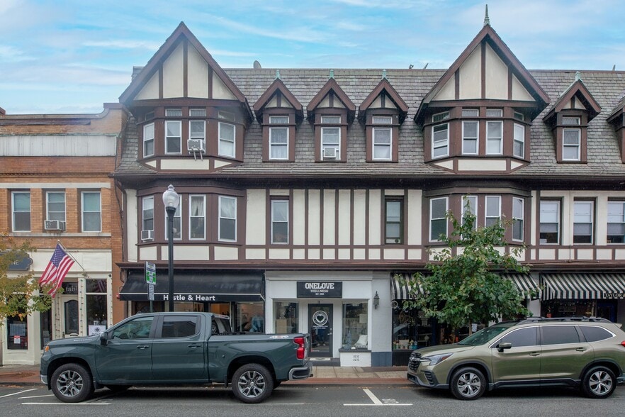 The Ridgewood & Broad Portfolio portfolio of 3 properties for sale on LoopNet.com - Building Photo - Image 3 of 10