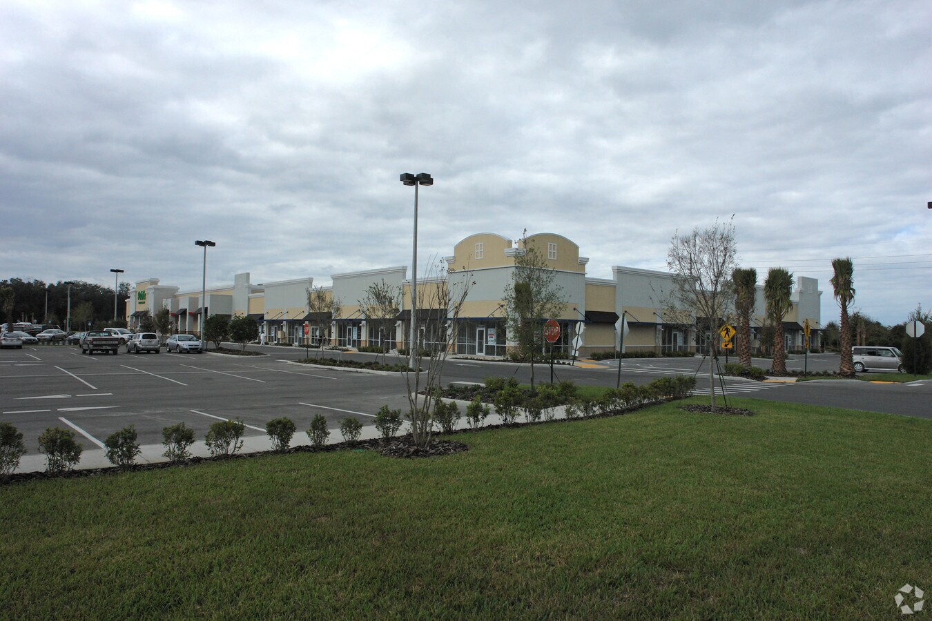 3276532821 Eiland Blvd, Zephyrhills, FL, 33545 Retail Space For