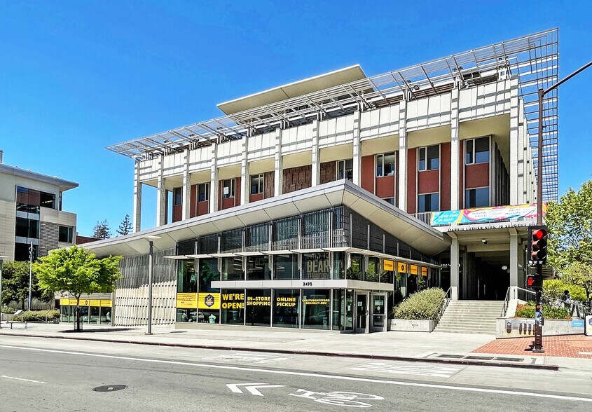 2495 Bancroft Way, Berkeley, CA 94720