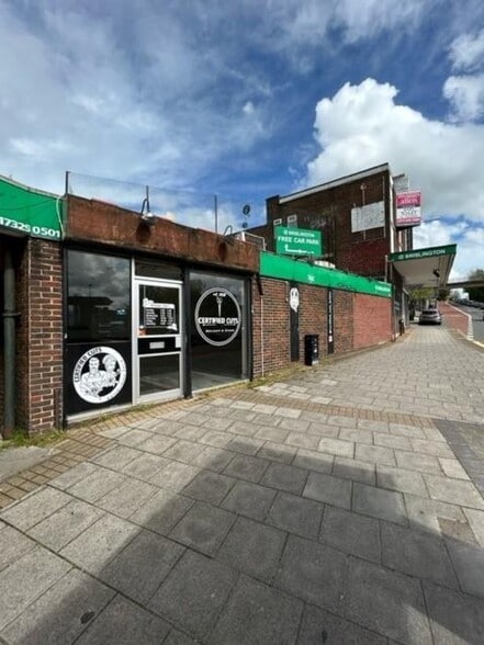 Brisltington portfolio of 2 properties for sale on LoopNet.com - Primary Photo - Image 2 of 2